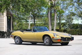 Jaguar E-Type Series 3 V-12 Roadster (1974) - als Lot 156 an der RM/Sotheby's Online Only Open Roads June 2021 Versteigerung vom 23. - 30. Juni 2021