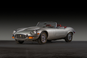 Jaguar E-Type Series 3 V-12 Roadster (1974) - als Lot 165 angeboten an der RM/Sotheby's Versteigerung in Miami vom 10. Dezember 2022