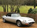 Bild: Jaguar E-Type Series 3 V12 Roadster with Factory Hardtop (1972) - als Lot 290 an der Bonhams Versteigerung in Paris am 6. Februar 2020