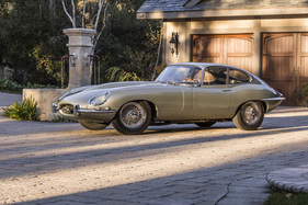 Jaguar E-Type Series I 4.2 Coupe (1966) - als Lot 111 an der Bonhams Scottsdale Versteigerung am 21. Januar 2021