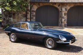 Jaguar E-Type Series I 4.2-Litre Fixed Head Coupé (1965) - angeboten als Lot 90 an der RM-Versteigerung vom 16./17. Januar 2014 in Arizona