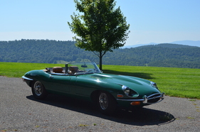 Jaguar E-Type Series II 4.2 Roadster (1969) - als Lot 305 an der Bonhams Simeone Museum Philadelphia Versteigerung am 11. Oktober 2020 Jaguar E-Type Series II 4.2 Roadster (1969) - als Lot 305 an der Bonhams Simeone Museum Philadelphia Versteigerung am 11. Oktober 2020