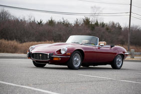Jaguar E-Type Series III V12 Roadster (1973) - als Lot 155 an der Bonhams Amelia Island Versteigerung am 8. März 2018