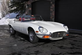 Jaguar E-Type Series III V12-Roadster (1974) - als Lot 059 angeboten an der Bonhams Scottsdale Versteigerung am 17. Januar 2019