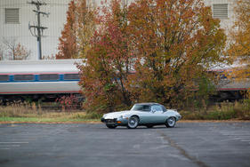 Jaguar E-Type Series III V12 Roadster (1974) - als Lot 145 an der Bonhams Versteigerung von Amelia Island 2017