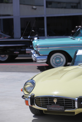 Jaguar E-Type Series III V12 Roadster (1974) - als Lot 27 an der Versteigerung der Oldtimer Galerie auf dem Dolder am 16. Juni 2018