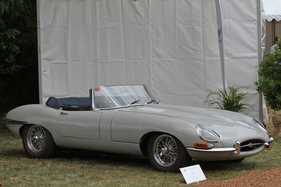 Jaguar E-Type Sries 1 Convertible (1964) - Klasse "G3 - Sportives 1960-1975" - Concours d'Elégance Suisse Coppet 2017