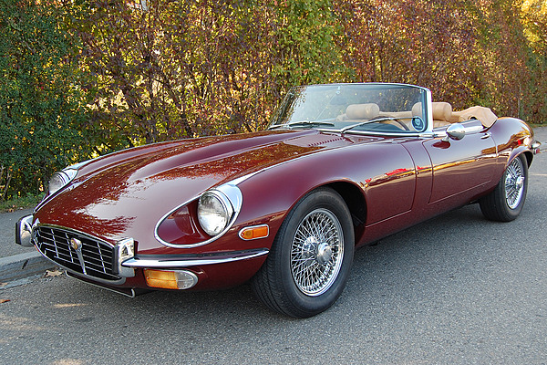 Jaguar E Type V12 Cabriolet (1972) - angeboten an der Auktion der Oldtimer Galerie in Toffen vom 28. April 2012