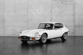 Jaguar E-Type V12 Fixed Head Coupé (1972) - als Lot 034 an der Humer Granner Classic Expo Salzburg Auktion 2025