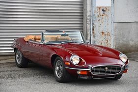 Jaguar E-Type V12 Roadster (1973) - als Lot 81 an der Versteigerung der Oldtimer Galerie in Toffen am 28. März 2020