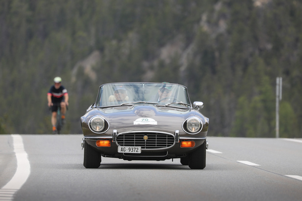 Jaguar E-Type V12 S3 OTS (1973) - 30. BCCM St. Moritz “Safari Edition” 2024