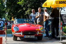 Jaguar E-Type der Serie 1 - 24 Tour du Pont 2015