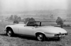 Jaguar E V12 (1972) - Cabriolet in idyllischer Umgebung