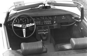 Jaguar E V12 (1972) - Interieur