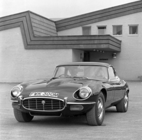 Jaguar E V12 (1974) - Werbedarstellung von 1974