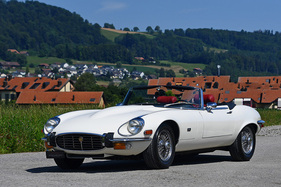 Jaguar E V12 Roadster (1970) - kommt am 12. Oktober 2024 bei der Oldtimer Galerie Toffen unter den Hammer