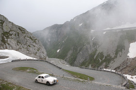Jaguar MK 1 (1959) - an der Rallye Peking-Paris 2013 - Sonderprüfung Tremola Tag 31