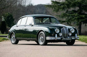 Jaguar MK2 3.8 Manual (1965) - als Lot 463 an der Silverstone Auctions Race Retro Versteigerung 2021