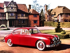 Jaguar Mark II 240 (1967) - in vollem Glanze (aus einem französischen Jaguar-Prospekt)