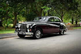 Jaguar Mark IX Saloon (1960) - als Lot 167 an der Bonhams Goodwood Revival Versteigerung 2025