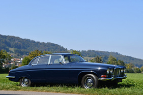 Jaguar Mk 10 3.8-Litre Saloon (1962) - gemeldet als Lot 198 für Versteigerung der Oldtimer Galerie Toffen vom 17. Oktober 2020