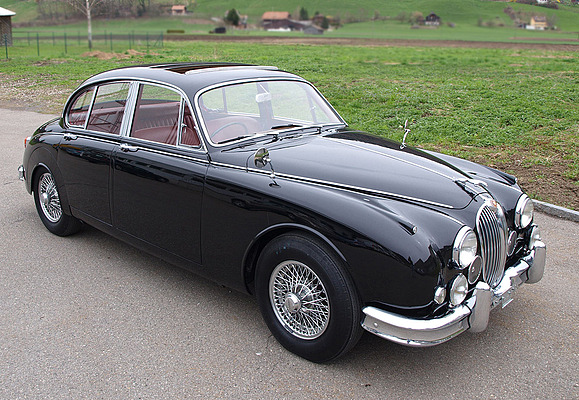 Jaguar Mk 2 3.4 (1965) - zum Schätzpreis von 42'000 bis 44'000 Franken bei der Auktion in Toffen Ende April 2011 im Angebot