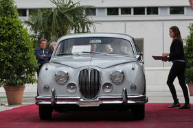 Jaguar Mk 2 3.8 Litre Saloon (1960) - mit dem 3,8-Liter-Motor - an der Dolder-Versteigerung der Oldtimer Galerie am 11. Juni 2016