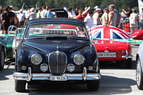 Jaguar Mk II (1961) - einst die schnellste Limousine der Zeit - BCM Mollis 2019