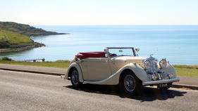 Jaguar Mk IV 3 1/2 Litre Three-Position Drophead Coupé (1948) - als Lot 18 an der Bond Street Versteigerung von Bonhams am 6. Dezember 2015