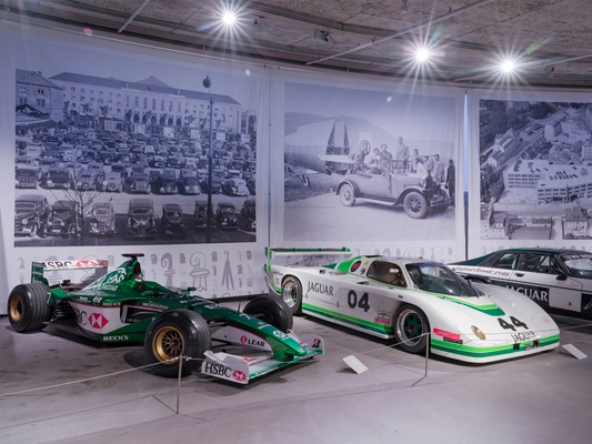 Image: Jaguar R1 F1 and XJR5 C/GTP - Jaguar special exhibition 2023/2024 - Pantheon Basel