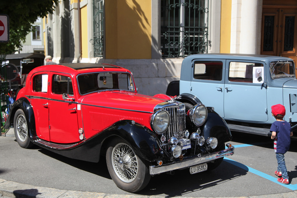 Jaguar S.S. 2 1/2 Litre Saloon (1936) - so schön in Rot - Oldtimer in Obwalden (O-iO) 2019