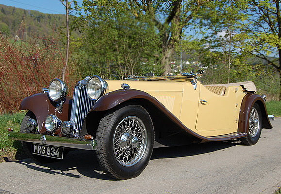 Jaguar SS One Tourer (1933) - rarer Vorkriegs-Jaguar am 30. April 2011 zum Schätzpreis von 175'000 bis 185'000 Franken bei der Versteigerung in Toffen