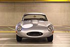 Jaguar Type E 3.8-Litre semi-Lightweight compétition coupé hardtop (1962) - als Lot 389 an der Bonhams Versteigerung "Les grandes marques du monde au Grand Palais" in Paris 2017