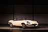 Jaguar Type E 3,8L Série 1 cabriolet "plancher plat" (1961) - als Lot 238 angeboten an der Artcurial Rétromobile Paris Versteigerung am 3./4. Februar 2023 (© Artcurial, 2022) Jaguar Type E 3,8L Série 1 cabriolet "plancher plat" (1961) - als Lot 238 angeboten an der Artcurial Rétromobile Paris Versteigerung am 3./4. Februar 2023 (© Artcurial, 2022)