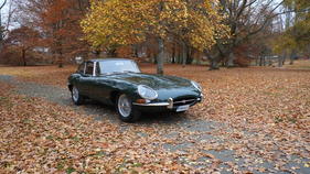 Jaguar Type E 4.2 Litres Série I Coupé (1966) - angeboten als Lot 420 an der Bonhams-Versteigerung im Grand Palais Paris am 4. Februar 2016