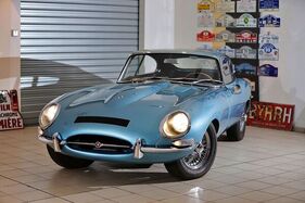 Jaguar Type E 4.2L Série 1 Coupé (1964) - als Lot 005 angeboten an der Artcurial Rétromobile Paris Versteigerung am 2. Februar 2024