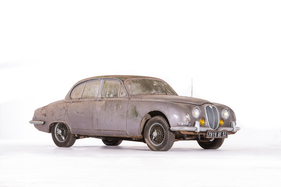 Jaguar Type S 3.4 L () - Scheunenfund des Jahrhunderts - Baillon-Sammlung - als Lot 52 an der Artcurial-Versteigerung an der Rétromobile am 6. Februar 2015
