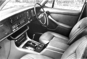 Jaguar XJ 12 (1973) - Interieur