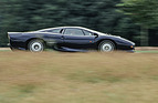 Jaguar XJ 220 (1992) - mit fast 350 km/h wurde er gemessen, man hätte ihn also XK220 nennen dürfen