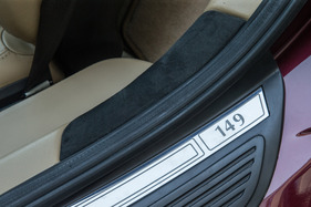 Jaguar XJ 220 (1993) - Nummer 149 von 271 gebauten Exemplaren