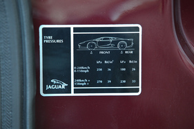 Jaguar XJ 220 (1993) - Pneudruck-Hinweise (1993)