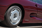 Jaguar XJ 220 (1993) - breite Räder hinten, die Pneus wurden extra für den XJ220 entwickelt