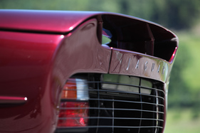 Jaguar XJ 220 (1993) - flacher Heckspoiler