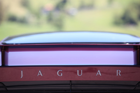 Jaguar XJ 220 (1993) - wer ihm folgt, weiss immer, was er vor sich hat