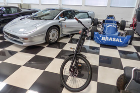 Jaguar XJ 220 - Besuch in Nelson Piquets Autosammlung (1993)