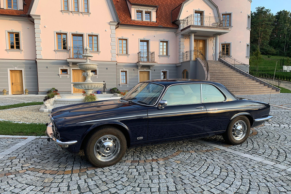 Jaguar XJ 4.2 C (1976) - als Lot 14 an der Versteigerung der Oldtimer Galerie in Toffen am 19. Oktober 2019