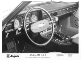 Jaguar XJ-S (1975) – Moderner Armaturenträger erntete Kritik für den wenig noblen Look Jaguar XJ-S (1975) – Moderner Armaturenträger erntete Kritik für den wenig noblen Look