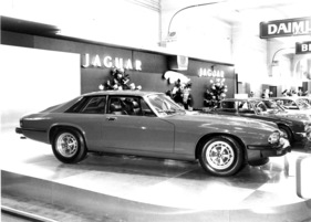 Jaguar XJ-S (1977) - mit sehr leistungsfähigem 5,3-Liter-V12-Motor - Genfer Autosalon 1977