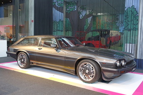 Bild Jaguar XJ-S Arden AJ3 (1987) – Vorne V12, hinten Platz für Hund oder Golfset – German Tuners from the '80s and '90s – Autoworld Brüssel 2025