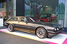 Jaguar XJ-S Arden AJ3 (1987) – Vorne V12, hinten Platz für Hund oder Golfset – German Tuners from the '80s and '90s – Autoworld Brüssel 2025 (© Wolfram Hamann, 2025) Jaguar XJ-S Arden AJ3 (1987) – Vorne V12, hinten Platz für Hund oder Golfset – German Tuners from the '80s and '90s – Autoworld Brüssel 2025 (© Wolfram Hamann, 2025)